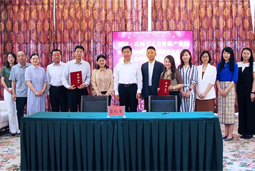 金年会jinnian国际与新疆生产建设兵团第八师石河子市签署项目合作协议